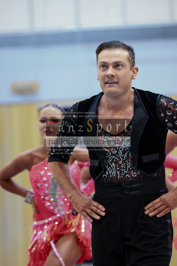 20260307_Solo-Forma_BL2_Nbg09461 | Tanzsportbilder, Standardtanz, Lateintanz, WDSF, DTV, LTVB, dancecomp, goc, hessen tanzt, blaues band der spree, walzer, tango, wiener walzer, slowfox, quickstepp, samba, rumba, cha-cha-cha, paso doble. jive, hd-kroft photography, turniertanzsport
