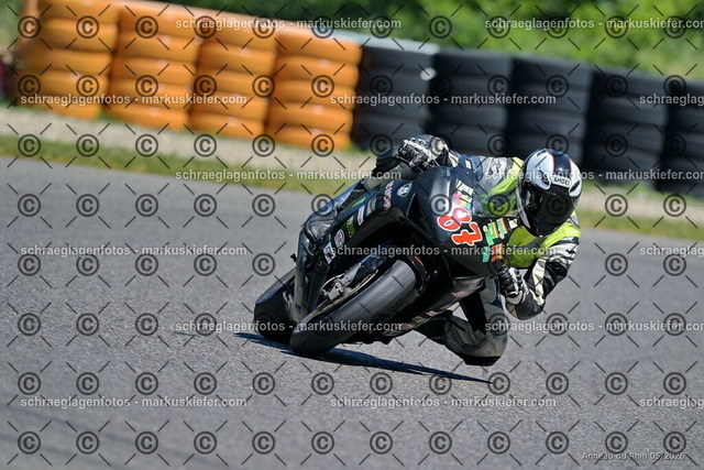 26BT01-1185 | 087 - Realisiert mit Pictrs.com