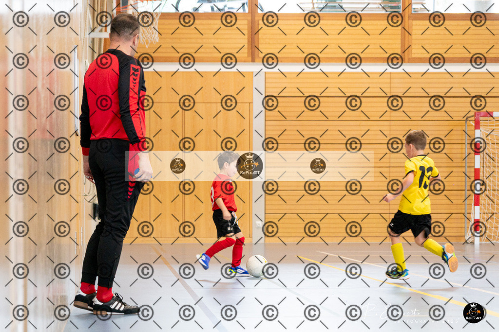 20251123_FCR-Hallenturnier-F3_2_016-54 | Sport und Naturfotografie von Roberto Esposito zeigt echte Momente Bewegung und die Schönheit der Natur. Ausdrucksstarke Bilder schaffen Emotionen.