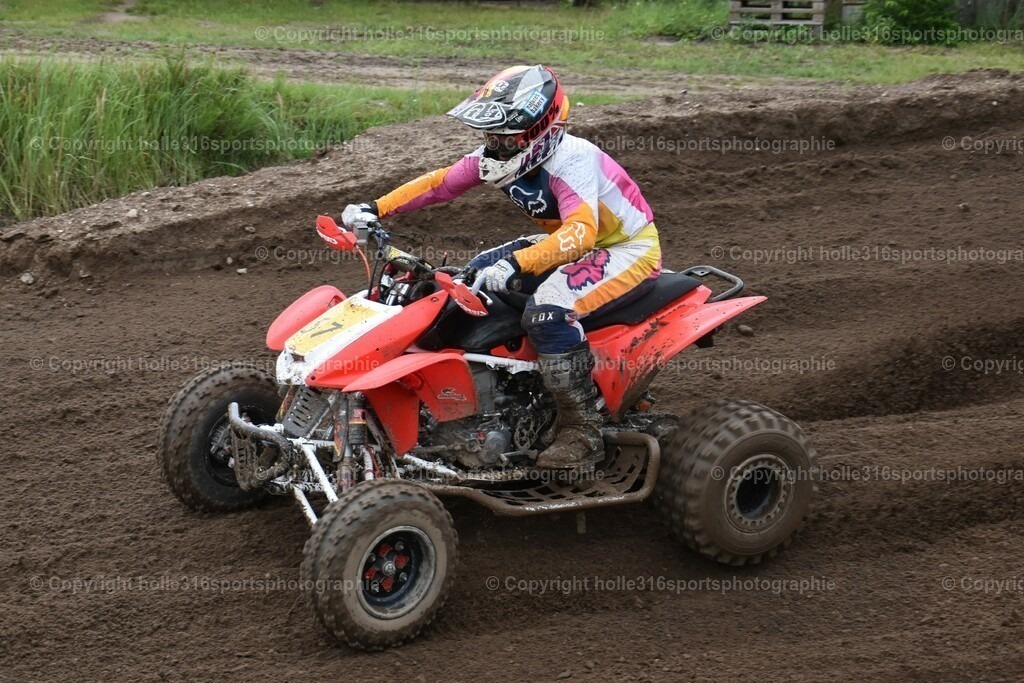 DSC_0406 (2) | Sportfotografie , Motorsport, Motoross, Reitsport, Mointainbike, Enduro,
Landschaft , Outdoor, Eventfotografie, Landschaft, Bilder online bestellen - Realisiert mit Pictrs.com