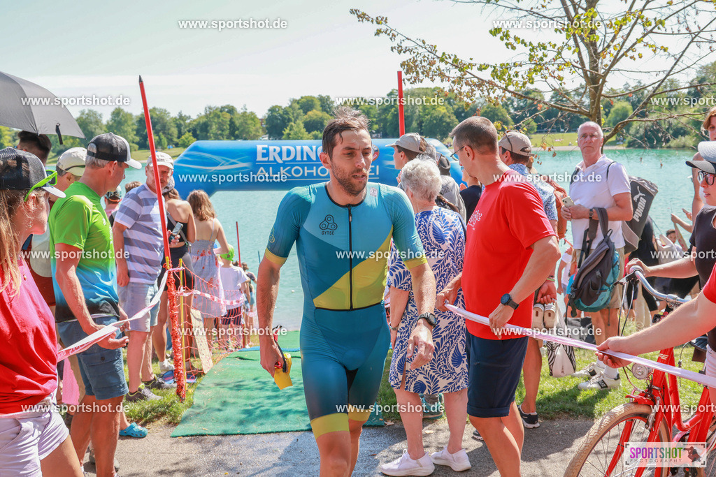 AR7_9317 | Karlsfeld Triathlon 2025 #karlsfeldtriathlon #karlsfeldtriathlon2025  #karlsfeldrace  #yourpictrs #triathlon_karlsfeld #tsveintrachtkarlsfeld #sportshot_your_pictrs @Sportshotphotography @Triathlon Karlsfeld - TSV Eintracht Karlsfeld Triathlon Copyright: www.sportshot.de