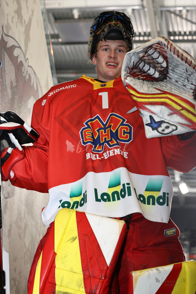 U21_EHCB vs HCD_wb20260308-0726 | Sportbilder, Sportfotograf, Hochzeits- und Eventfotografin, Flugshows, Portraits und Tiershooting, Aviation, Downhill, Nationalleague, Swissleague, International