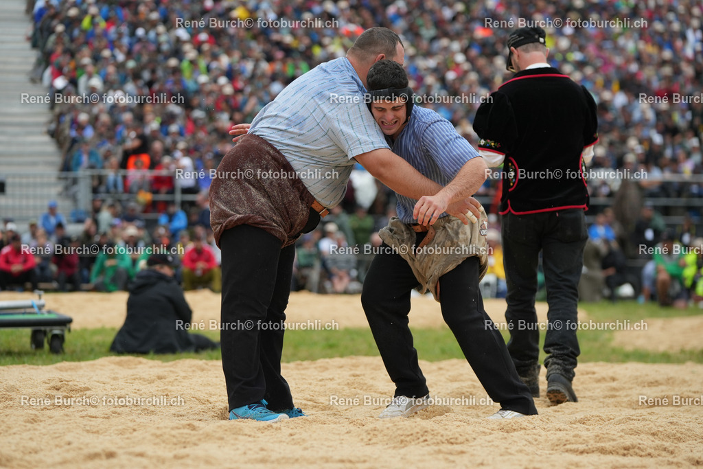 111 | René Burch leidenschaftlicher Fotograf aus Kerns in Obwalden.  Hier finden sie Sport, Landschaft und Natur Fotografie.
 - Realisiert mit Pictrs.com