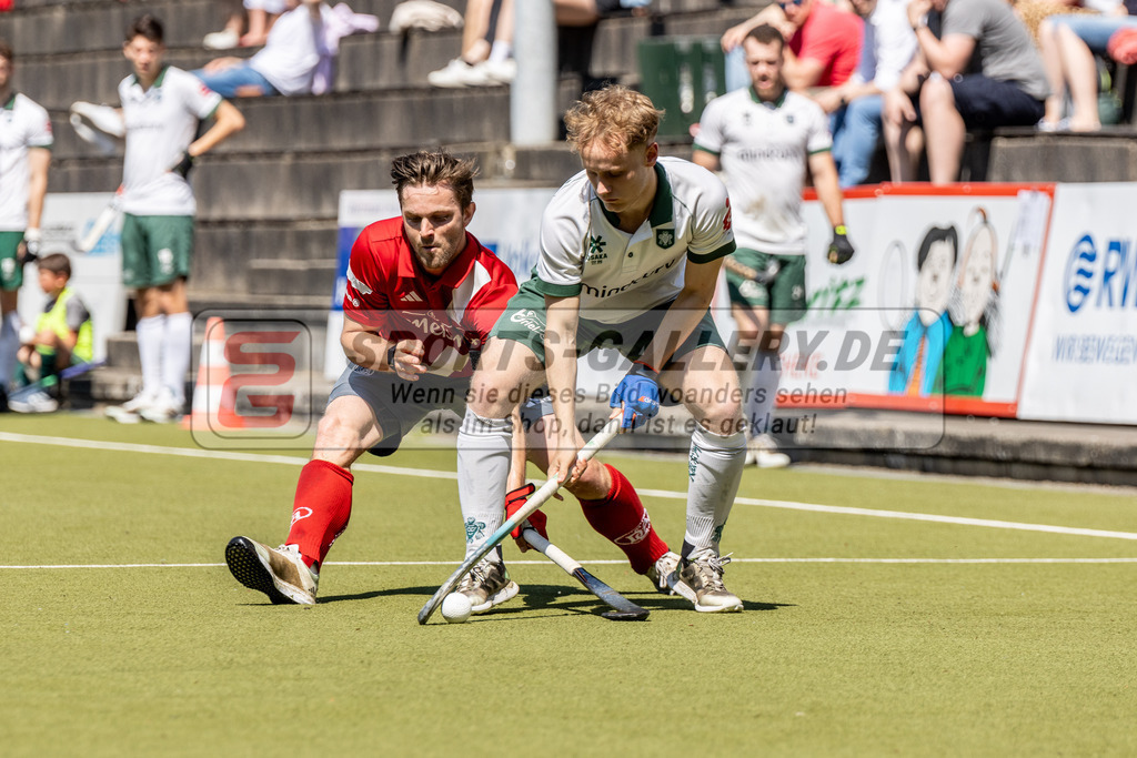 MJ_2024-.05-11-H-HTCU-Alster-18 | Michel Kammann (Uhlenhorst Mülheim #28), Uhlenhorst Mülheim - Der Club an der Alster am 11.5.2024 im Waldstadion, Mülheim a. d. Ruhr