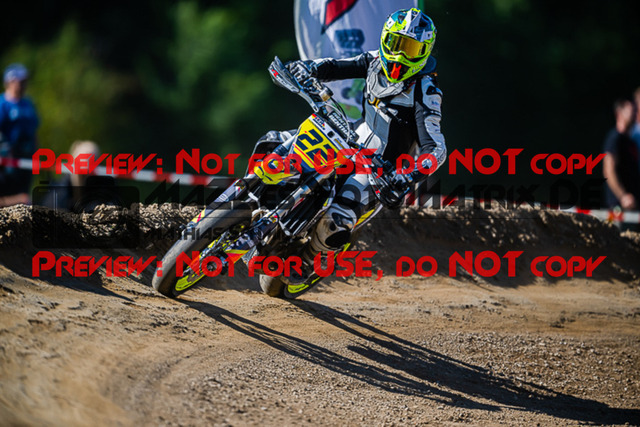 MaZZes_FotoMatrix_220904_7375 | S4