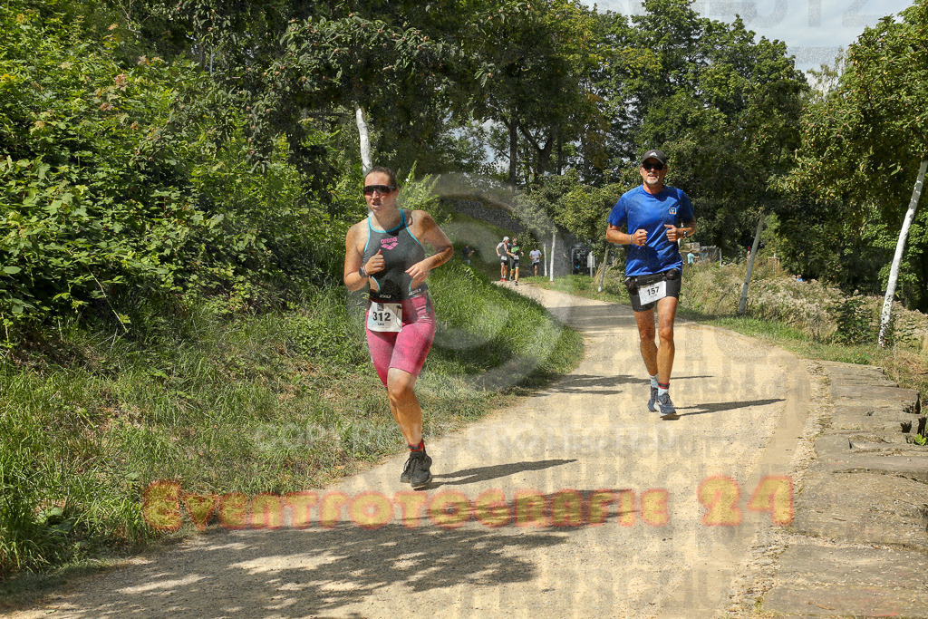 250824_1334_EX1_2870 | Sportfotografie im Rhein-Sieg Kreis, Köln, Bonn, NRW, Rheinland Pfalz, Hessen, etc. Unser Tätigkeitsfeld umfasst den Laufsport vom Volkslauf über den Marathon, Duathlon, Triathon bis zum Ultralauf wie Kölnpfad Ultra oder Schindertrail.
