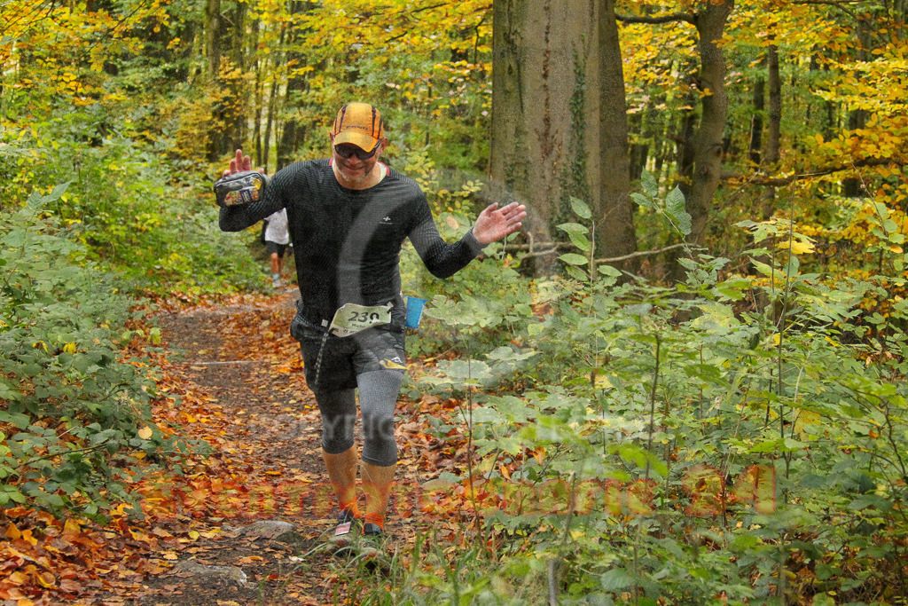 251026_1312_EV4_6626 | Sportfotografie im Rhein-Sieg Kreis, Köln, Bonn, NRW, Rheinland Pfalz, Hessen, etc. Unser Tätigkeitsfeld umfasst den Laufsport vom Volkslauf über den Marathon, Duathlon, Triathon bis zum Ultralauf wie Kölnpfad Ultra oder Schindertrail.