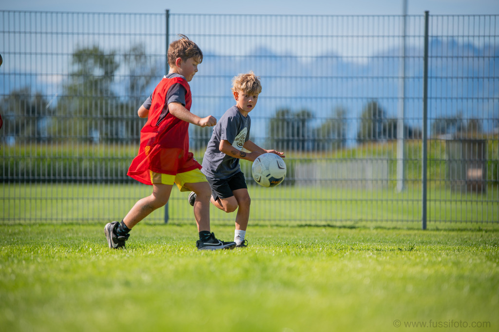 2025-09JP Hockey-Camp-Widnau-420 | "Fussifoto.com – Ihr Ansprechpartner für hochwertige Fotografie! Entdecken Sie kreative Bilder und professionelle Dienstleistungen. Kontaktieren Sie uns für Ihre Projekte!"