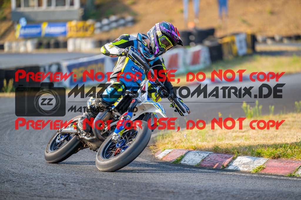 MaZZes-Fotomatrix-20260816-612303 | ROOKIES