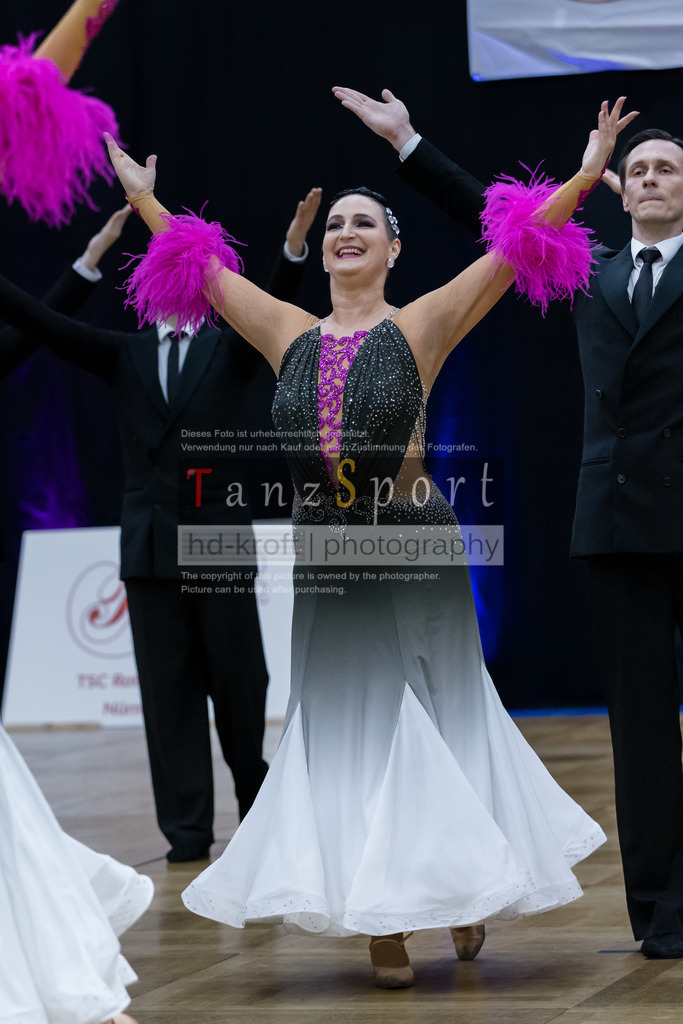 20260314_BL1_Std-Formationen_Nbg3910 | Tanzsportbilder, Standardtanz, Lateintanz, WDSF, DTV, LTVB, dancecomp, goc, hessen tanzt, blaues band der spree, walzer, tango, wiener walzer, slowfox, quickstepp, samba, rumba, cha-cha-cha, paso doble. jive, hd-kroft photography, turniertanzsport