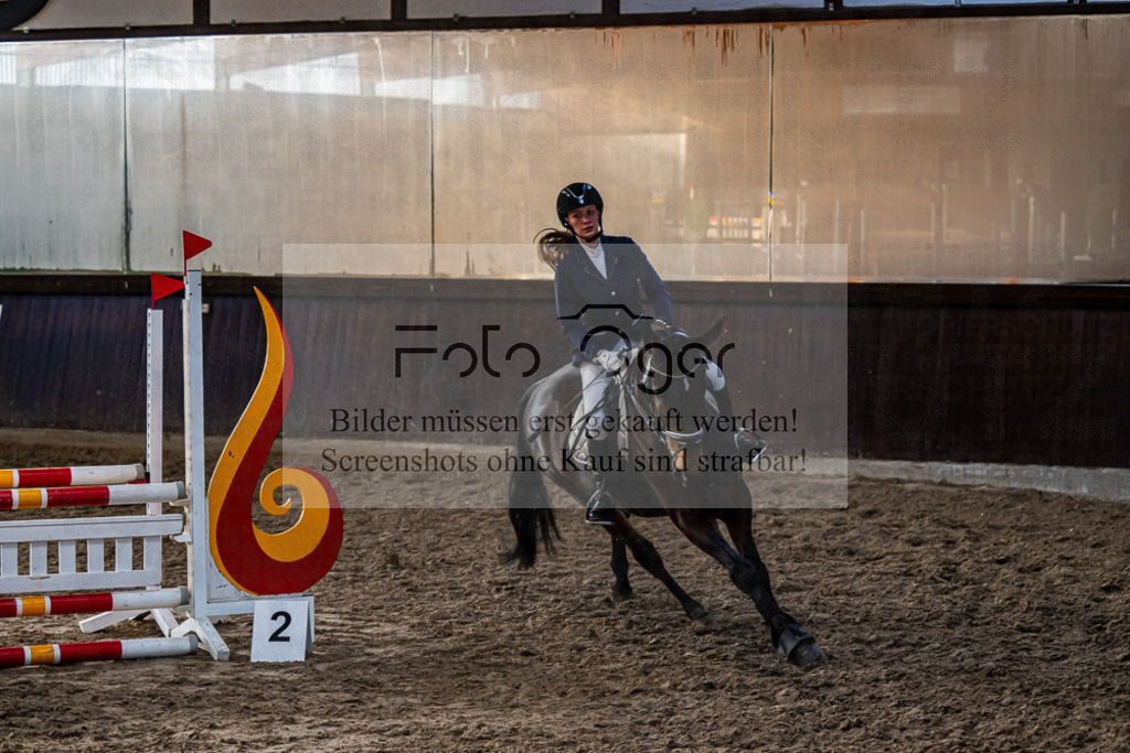 20240308-DOS_2656 | Entdecke hochwertige Reitturnierfotos von Foto Oger. Professionell, emotional und authentisch – jetzt Lieblingsmomente im Shop bestellen.Deutschlandweite Turnierfotografie. - Realisiert mit Pictrs.com