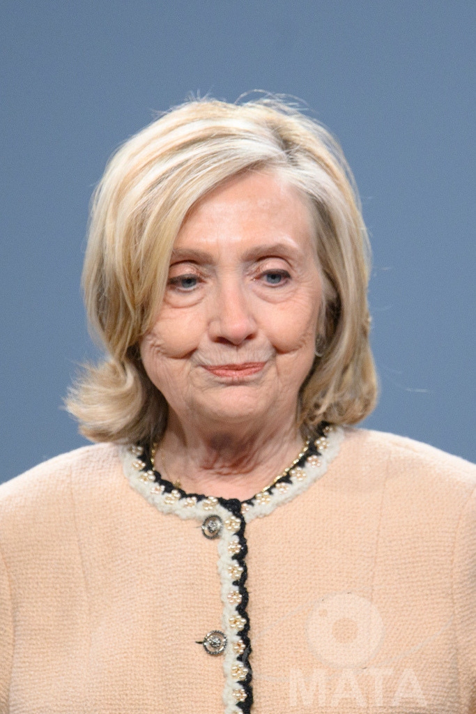 _DWA0162 | Die US-Politikerin Hillary Clinton auf der Veranstaltung Girls Just Want to Have Fundamental Rights: Fighting the Global Pushback im Rahmen der Münchner Sicherheitskonferenz 2026. München, 14.02.2026 Bayern Deutschland - Realisiert mit Pictrs.com