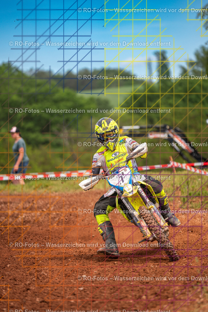 Wolfshausen 3 Lauf -400 | Sportfotografie von RO-Fotos: Motorsport, Motocross, Enduro, Laufveranstaltungen und Triathlon. Professionelle Fotos von Sportlern und Events. - Realisiert mit Pictrs.com