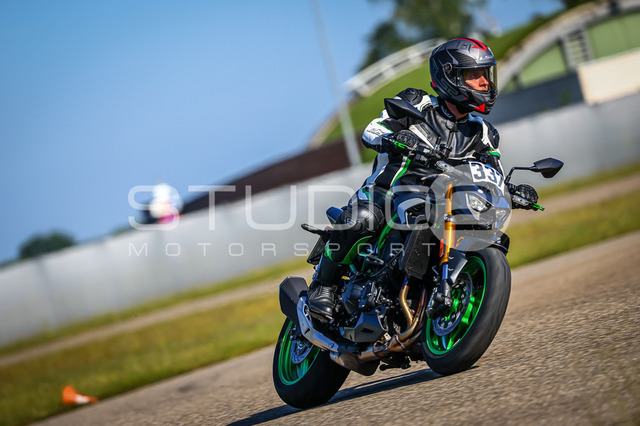 0337-260509DCB-008_337 | Deine Full-Service-Agentur für ✔️Videoproduktionen und ✔️Motorsportfotografie Jetzt Angebot anfragen!
