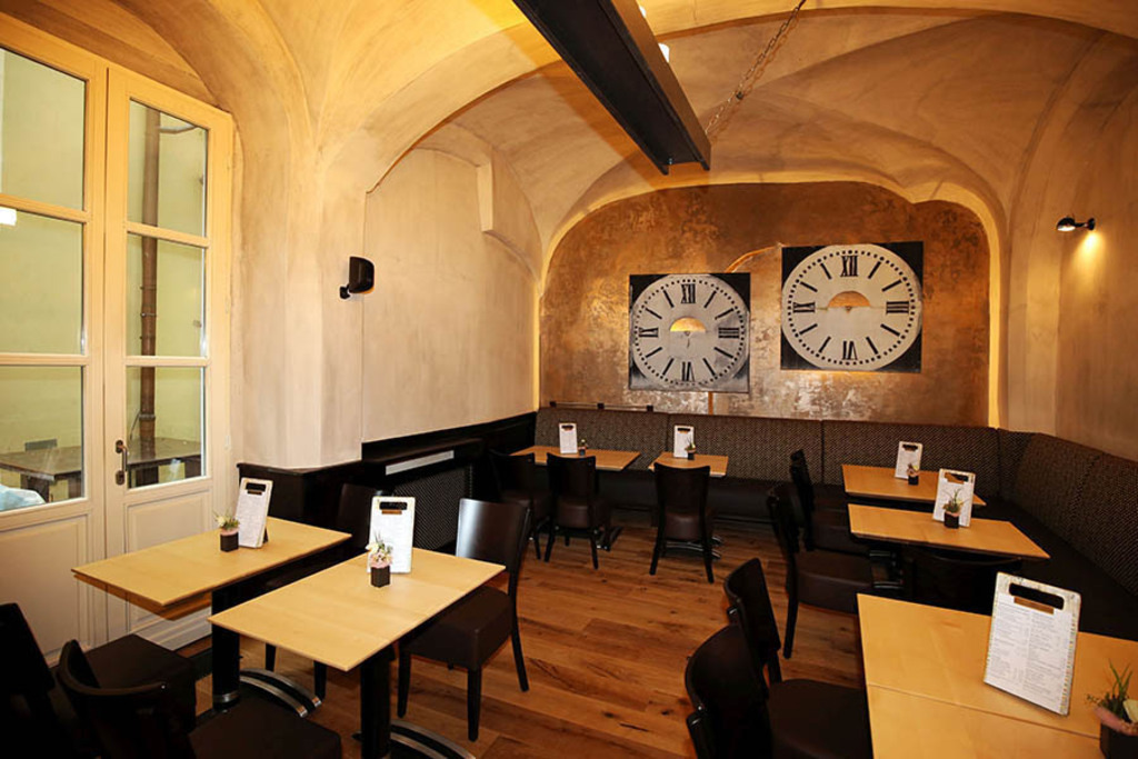 Bildlexikon Leipzig - Gasthaus Barthels Hof | Das Team hinter BILDLEXIKON LEIPZIG bündelt historische wie aktuelle Informationen über die Stadt Leipzig in Text und Bild auf einer Plattform und stellt diese der interessierten Öffentlichkeit zur Verfügung.