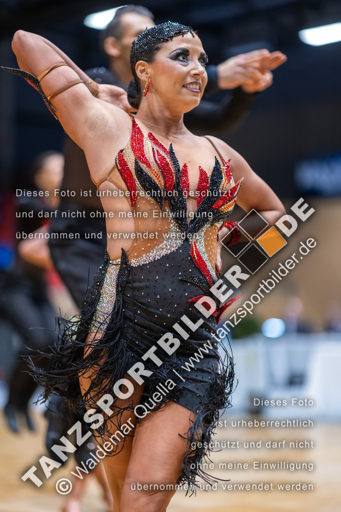 20260328-00786 | Hier finden Sie Tanz Bilder vom Latein und Standard Formationen tanzen. Sportbilder vom Tanzsport. Schöne Fotos und von Weltmeisterschaft, Europameisterschaft, Bundesliga, Regionalliga, Oberliga und Landesliga sowie von GOC Stuttgart, DanceComp, WM Bremen