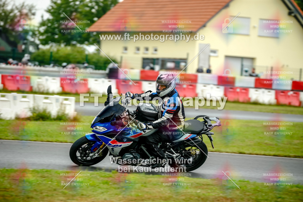 VBK-4151 | Hier findet Ihr Bilder von Touristenfahrten auf der Nürburgring Nordschleife oder von anderen Veranstaltungen die ich besucht habe. Viel Spass beim Durch Schauen 