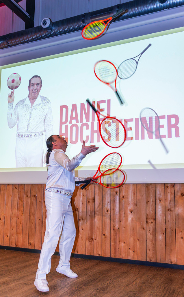 top-top.de 260306-149 | Foto, Video, Fotografie, Videografie, Fotobox, DJ, Discjockey, Musik, Musikbox, Veranstaltung, Photobooth, Amazon, Ebay, Buchtipp, Bestseller, Autor, Verlag, Buch, Wesel, Hamminkeln, NRW, Dinslaken, Rees, Drohne, Hochzeit, Party, Fotobox, Wesel, Fotograf