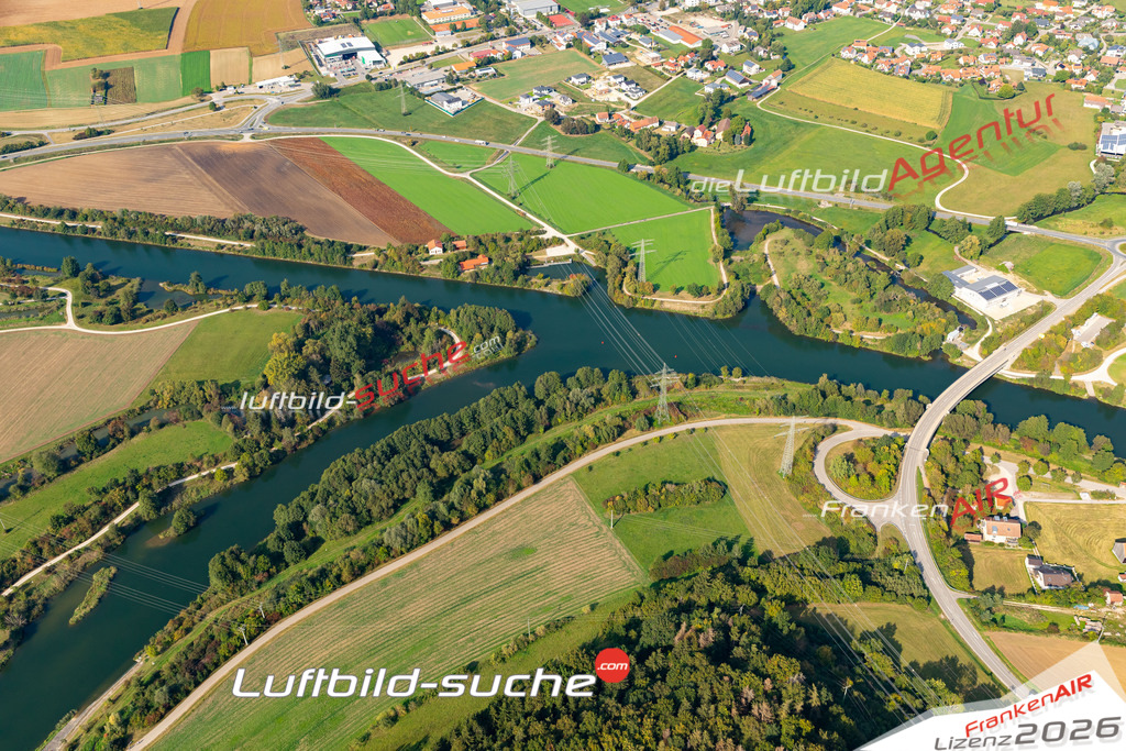 Die Luftbildaufnahme muendung-altmuehl - main-donau-kanal wurde 2020 mittels Flugzeug (keine Drohne) erstellt. Perfekte Schärfe und Druck- Ergebnisse- Garantiert!