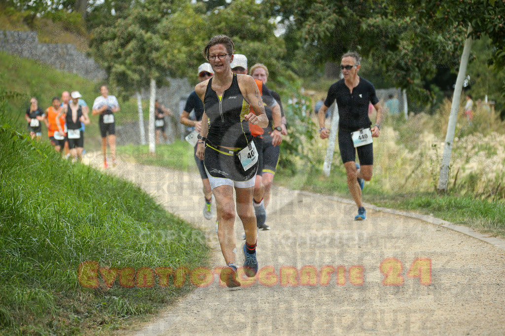 250824_1356_EX1_4354 | Sportfotografie im Rhein-Sieg Kreis, Köln, Bonn, NRW, Rheinland Pfalz, Hessen, etc. Unser Tätigkeitsfeld umfasst den Laufsport vom Volkslauf über den Marathon, Duathlon, Triathon bis zum Ultralauf wie Kölnpfad Ultra oder Schindertrail.