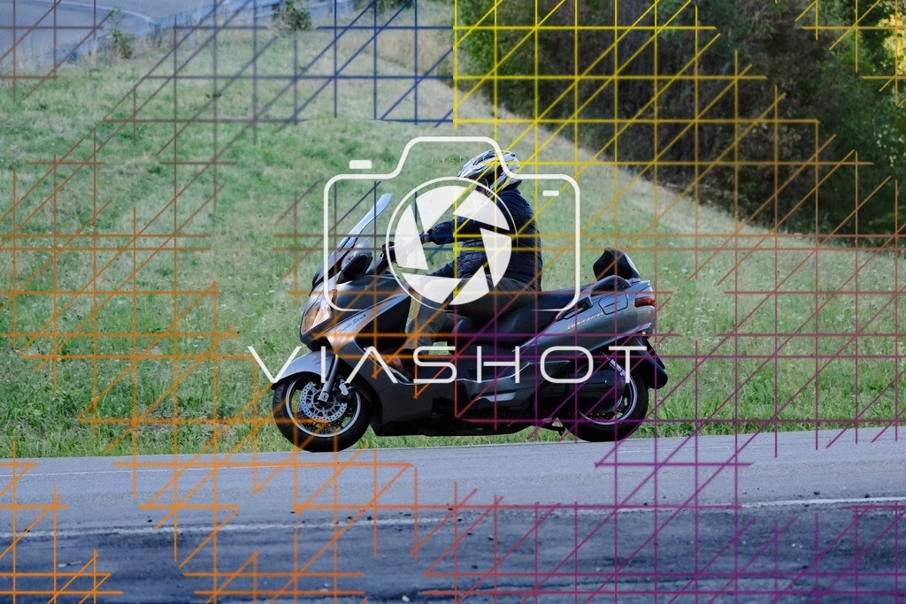 Suzuki-Burgman650-08 | Premium Event Photography - Realisiert mit Pictrs.com