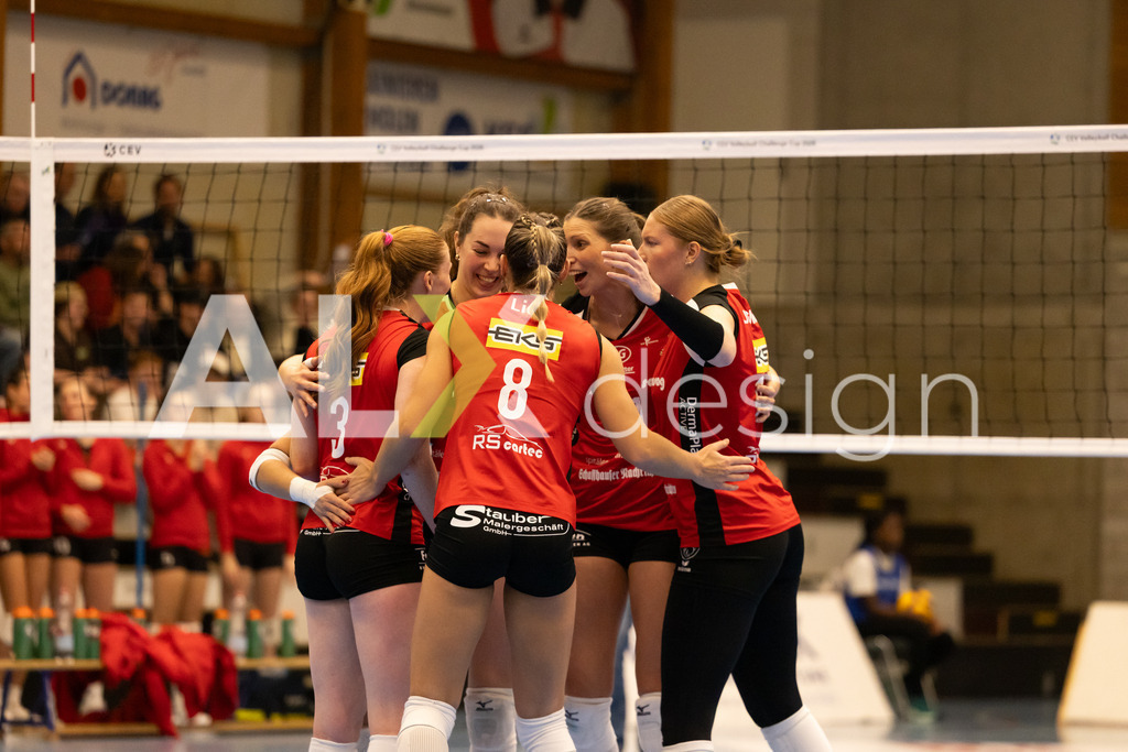 Volleyball I Frauen I Saison 2025-2026 I CEV Volleyball Challenge Cup 2026 | Women I 16th Finals I VC Kanti Schaffhausen - TJ Ostrava I 03.12.2025 | Hochwertige Sportfotos kaufen & lizenzieren für Medien, Vereine, Agenturen & Sportler:innen. Entdecke professionelle Sportfotografie im Bildshop von Alexander Franzen. - Realisiert mit Pictrs.com