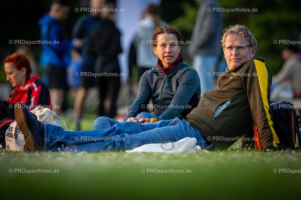 21. ASV Nachtlauf; Koeln, 08.05.24 | Impressionen vom 21. ASV Nachtlauf am 08.05.24 am Tanzbrunnen in Koeln. Foto: BEAUTIFUL SPORTS/Axel Kohring