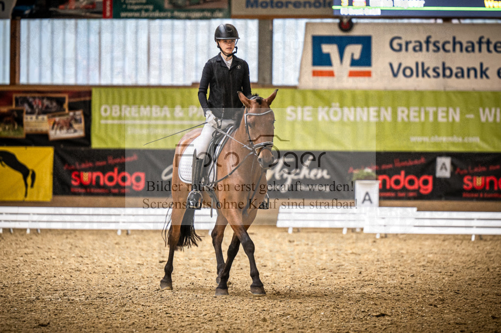 DOS_1338 | Entdecke hochwertige Reitturnierfotos von Foto Oger. Professionell, emotional und authentisch – jetzt Lieblingsmomente im Shop bestellen.Deutschlandweite Turnierfotografie. - Realisiert mit Pictrs.com