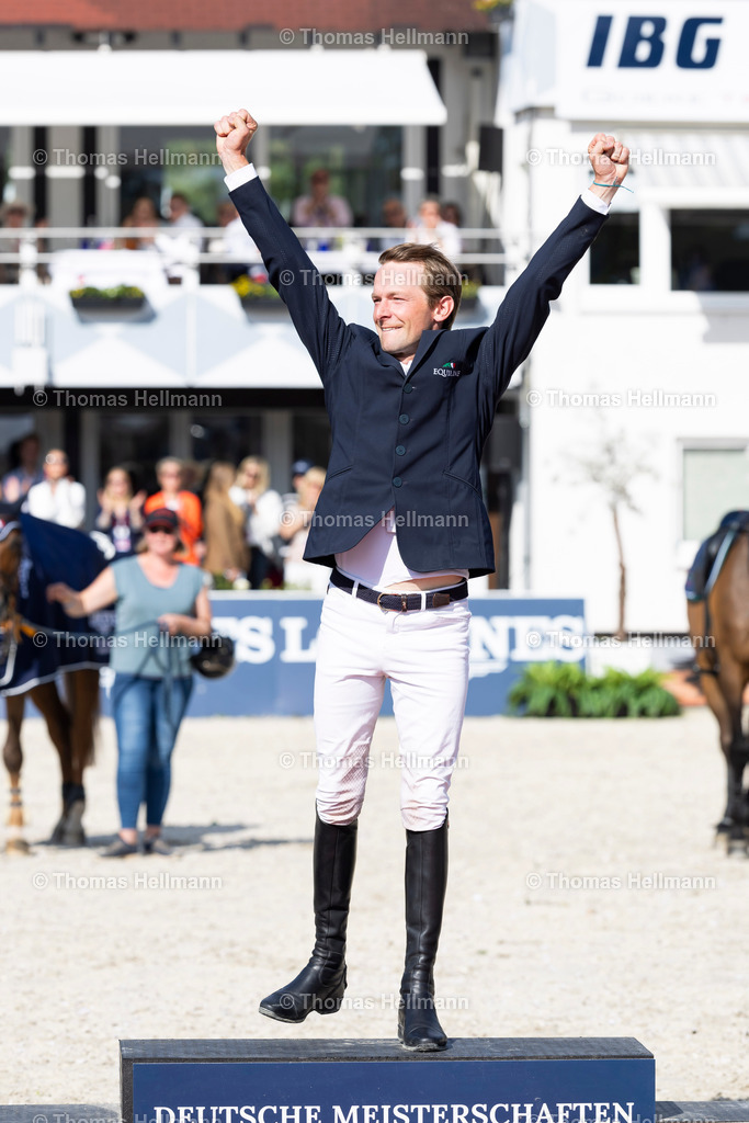 TH_282-STUEHLMEYER Patrick (GER)_ Drako de Maugre_19541 | Longines Balve Optimum 2024 am 09.06.24 in Balve, Schloss Wocklum, Thomas Hellmann, 282STUEHLMEYER Patrick (GER), Drako de Maugre