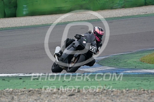 2023_05_01_PBK_30378 | Sportfotografie; SlowMotion; Video; Rennstrecke; Hafeneger; Speer; Racing; RSE; BMW; CBO; Trackday; Motorsportarena; Hockenheimring; Brno; Most; Barcelona; Valencia