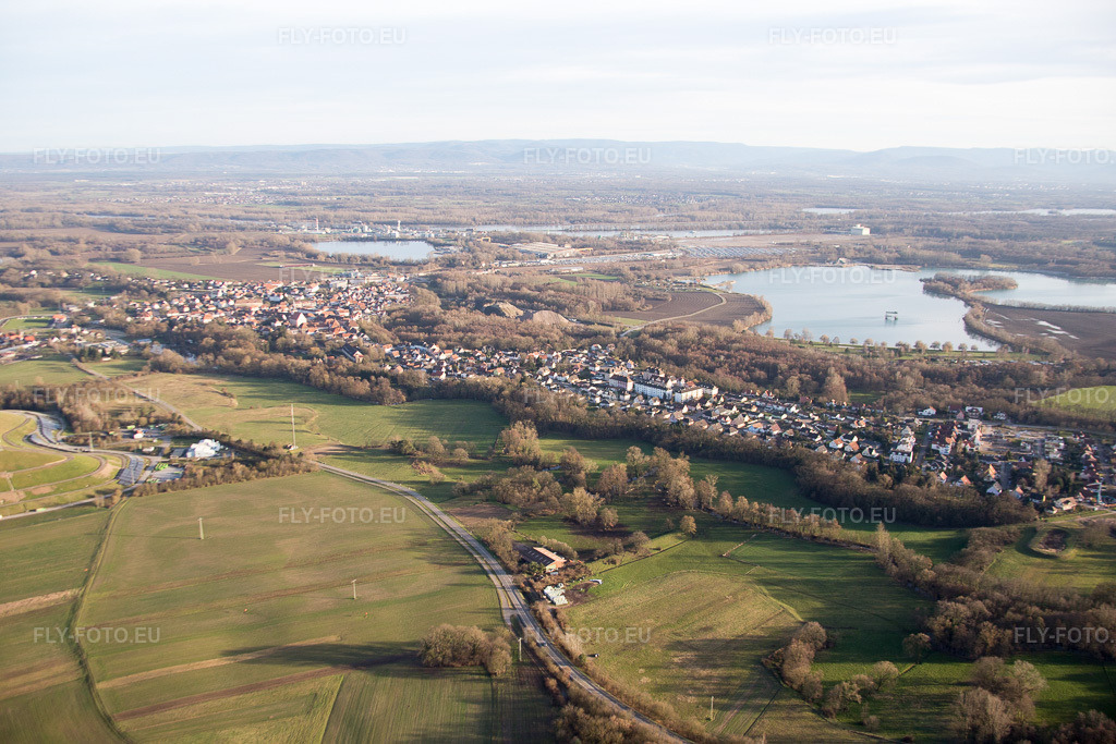 Vue aérienne: Vue de la ville à Lauterbourg dans le département Bas Rhin, France. Photo: IMG_085976.jpg prise le 06/02/2016 par Werner Riehm/FLY-FOTO.euRésolution de l'original: 5472 x 3648 px