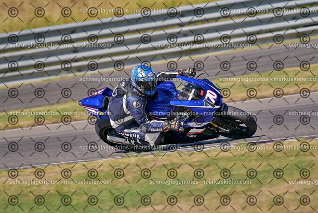 26bt05-0165 | markuskiefer.com - Realisiert mit Pictrs.com