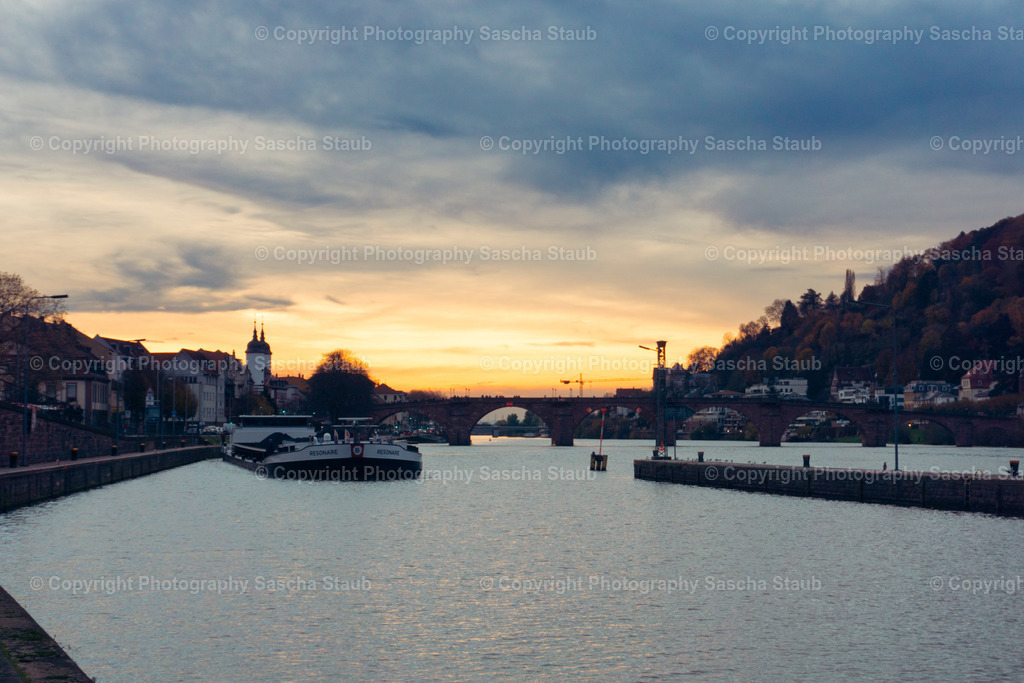 Der Neckar zur Abendstund | Willkommen im Shop von Photography Sascha Staub. Hier findest du alle Fotos und Medieninhalten von Sascha Staub. In diesem Shop kannst du Lizenzen zu den Fotos, Drucke und Gutscheine für den Shop erwerben.  - Realisiert mit Pictrs.com