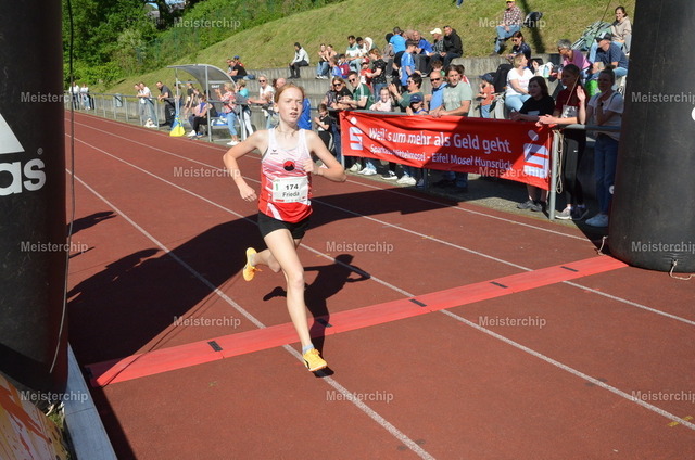 17-25-33_ | Meisterchip Fotoshop - Realisiert mit Pictrs.com