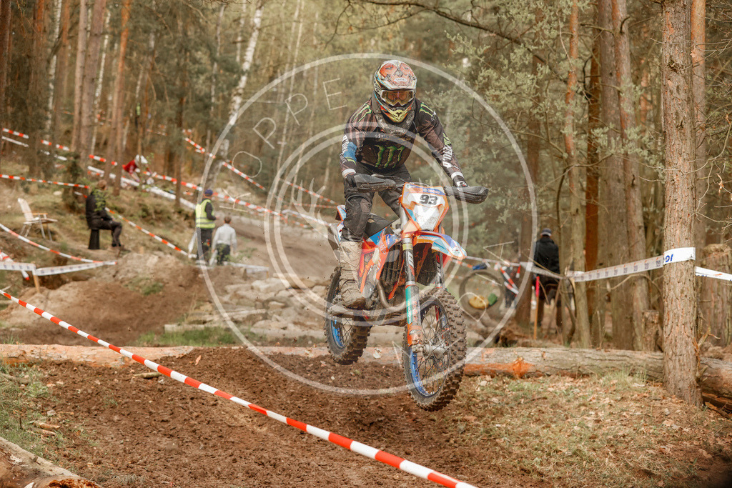 4TaktLauf1-245 | koppe-media - Realisiert mit Pictrs.com