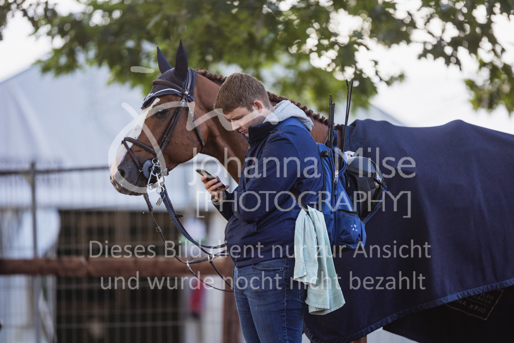 220925_Lanaken-112 | Deine schönsten Turniermomente als professionelle Fotos! Entdecke hochwertige Pferdesport-Fotografie im Online-Shop. Jetzt Fotos finden & bestellen!