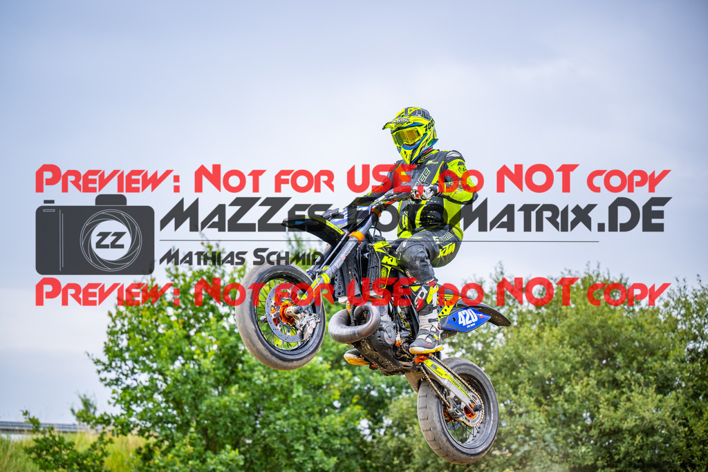 MaZZes_FotoMatrix_240712_6021986_1652 | S1
