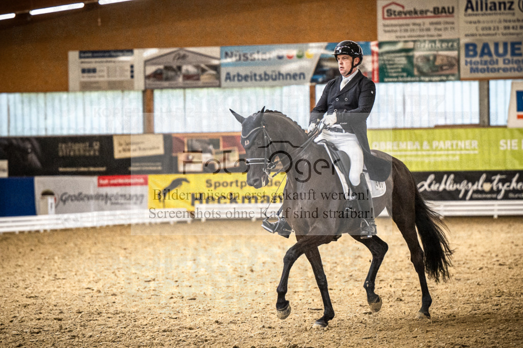 DOS_1739 | Entdecke hochwertige Reitturnierfotos von Foto Oger. Professionell, emotional und authentisch – jetzt Lieblingsmomente im Shop bestellen.Deutschlandweite Turnierfotografie. - Realisiert mit Pictrs.com