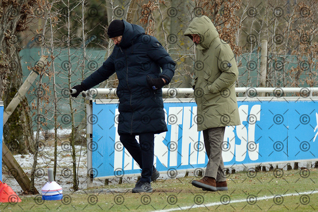 RGE_7681b | Hertha BSC, 2.Bundesliga, Herren, Training, Saison 2025/26, im Bild von li. Benjamin Weber Sportdirektor ( Hertha BSC ), Peter Görlich Geschäftsführer ( Hertha BSC ), Dienstag 03.02. 2026   Fotograf:   Ralf Gebhardt - Realisiert mit Pictrs.com