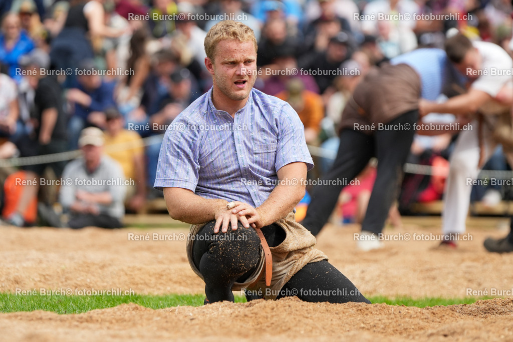 RB-00303 | René Burch leidenschaftlicher Fotograf aus Kerns in Obwalden.  Hier finden sie Sport, Landschaft und Natur Fotografie.
 - Realisiert mit Pictrs.com