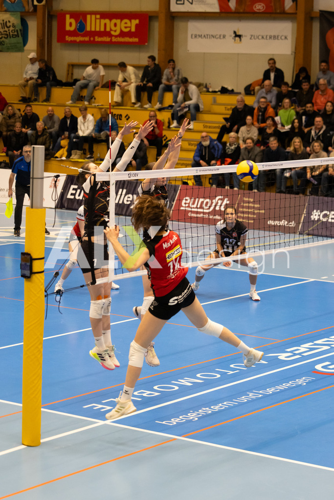 Volleyball I Frauen I Saison 2025-2026 I CEV Volleyball Challenge Cup 2026 | Women I 16th Finals I VC Kanti Schaffhausen - TJ Ostrava I 03.12.2025 | VC Kanti Schaffhausen - 14 Josipa Marković (HR) – Aussen - Realisiert mit Pictrs.com