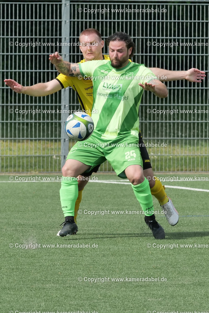 Fußball : Bezirksliga : SV 08/29 Friedrichsfeld - Borusia Veen am 10.05.2026 in Voerde Friedrichsfeld | Fußball : Bezirksliga : SV 08/29 Friedrichsfeld - Borusia Veen am 10.05.2026 in Voerde Friedrichsfeld - Realisiert mit Pictrs.com