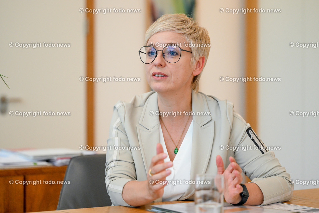 Doris Hummer (Praesidentin der Wirtschaftskammer Ooe)_ 01.06.2023-14 | 01.06.2023, Linz, AUT, Doris Hummer, Praesidentin der Wirtschaftskammer Ooe, im Bild Doris Hummer (Praesidentin der Wirtschaftskammer Ooe)