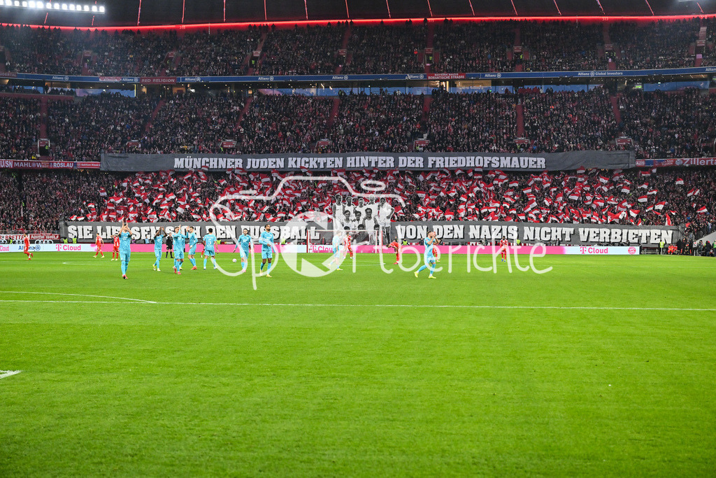 FC Bayern München - TSG 1899 Hoffenheim | MUNICH, GERMANY - 08. FEBRUARY: im Bild die Choreographie der Bayernfans zu Spielbeginn - GEGEN DAS VERGESSEN - während dem Bundesligamatch zwischen dem FC Bayern München und der TSG 1899 Hoffenheim am 21. Spieltag in der Allianz Arena / DFL REGULATIONS PROHIBIT ANY USE OF PHOTOGRAPHS AS IMAGE SEQUENCES AND/OR QUASI-VIDEO