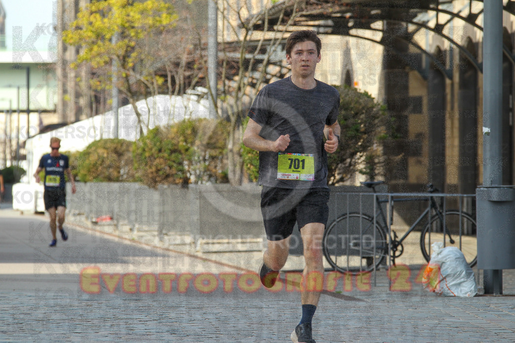 250920_1449_EV4_7227 | Sportfotografie im Rhein-Sieg Kreis, Köln, Bonn, NRW, Rheinland Pfalz, Hessen, etc. Unser Tätigkeitsfeld umfasst den Laufsport vom Volkslauf über den Marathon, Duathlon, Triathon bis zum Ultralauf wie Kölnpfad Ultra oder Schindertrail.