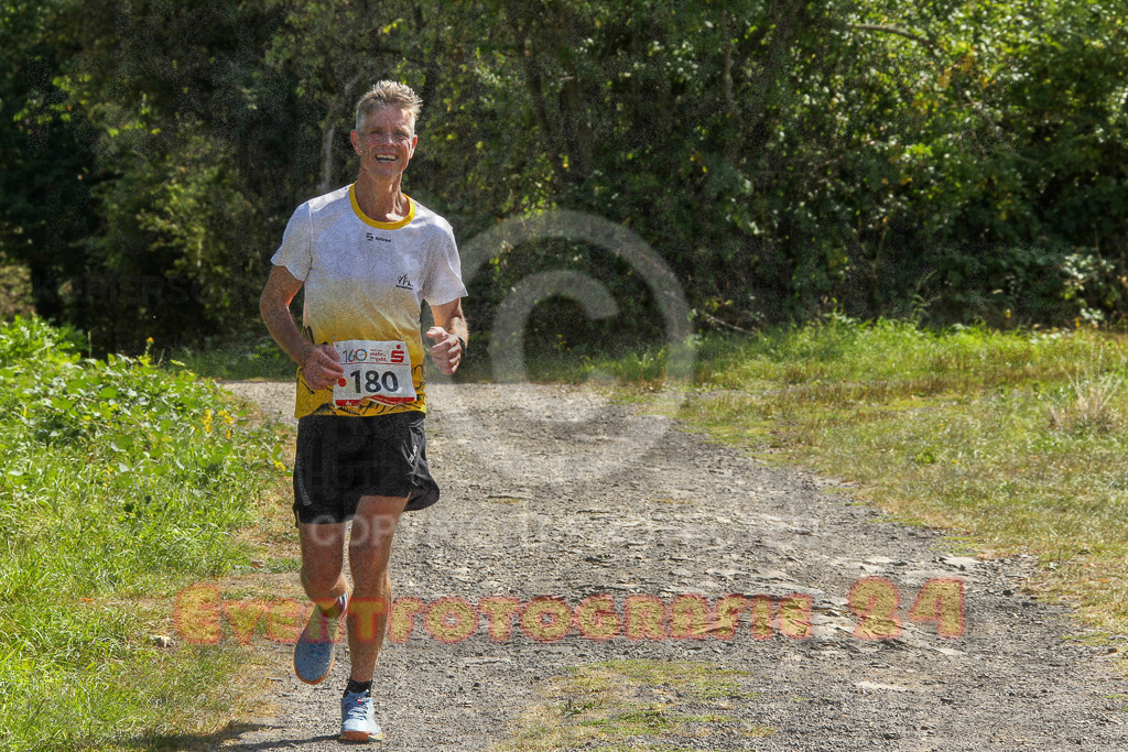 250830_1251_EV4_4112 | Sportfotografie im Rhein-Sieg Kreis, Köln, Bonn, NRW, Rheinland Pfalz, Hessen, etc. Unser Tätigkeitsfeld umfasst den Laufsport vom Volkslauf über den Marathon, Duathlon, Triathon bis zum Ultralauf wie Kölnpfad Ultra oder Schindertrail.