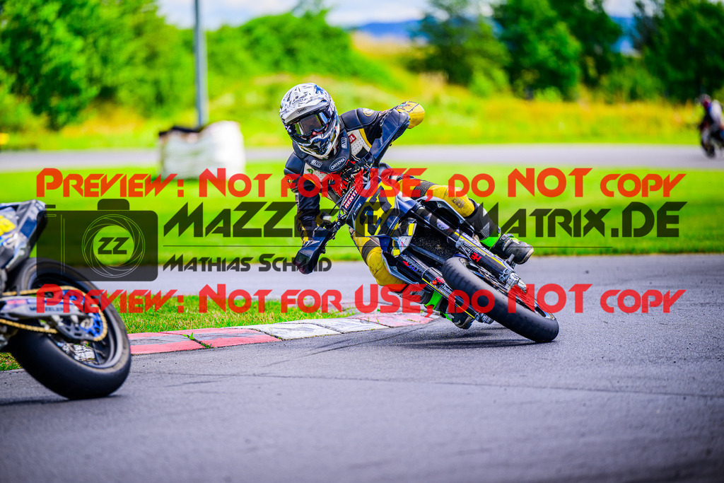 MaZZes_FotoMatrix_240713_6021986_7800 | S2