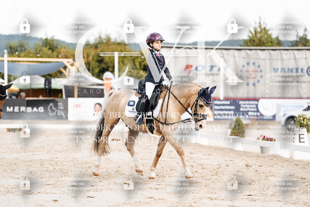CK904647 | Turnierfotografie Pferdefotografie Trier Rheinland-Pfalz Pferdesport Reitsport Tierfotografie Sportfotografie Pferdevideo Pferdevideografie Equestrianvideography equestrianphotography  - Realisiert mit Pictrs.com