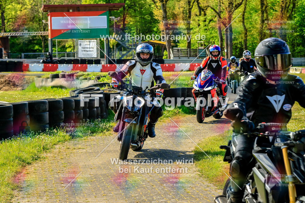 _OTO1616 | Hier findet Ihr Bilder von Touristenfahrten auf der Nürburgring Nordschleife oder von anderen Veranstaltungen die ich besucht habe. Viel Spass beim Durch Schauen 