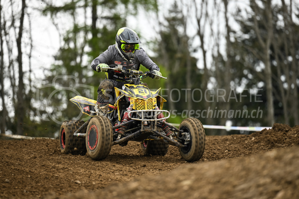Motocross Schlatt bei Winterthur - 30. April 2023 | #21 Cardoso Botelho Ricardo Jo?o aus Heiden (CH) auf Suzuki LTR 450 in der Kategorie Quad am Motocross Schlatt bei Winterthur, 30. April 2023. 
Instagram: @mx_schlatt | @mc_wila | @sam_schweiz
Bild: Sportfotografie Markus Aeschimann | www.markus-aeschimann.ch - Realisiert mit Pictrs.com